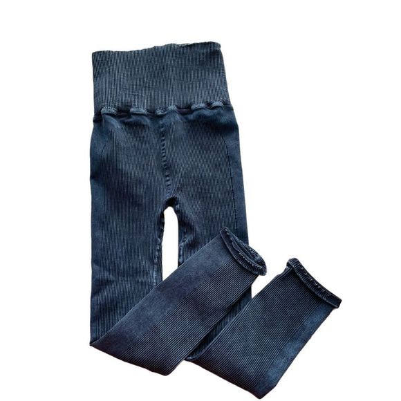 FP MOVEMENT Happiness Runs Leggings - Picture 4 of 12